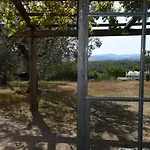 וילה Tenuta San Crescenzio *