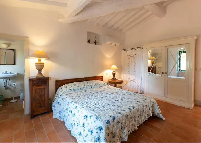 Tenuta San Crescenzio * Magliano in Toscana